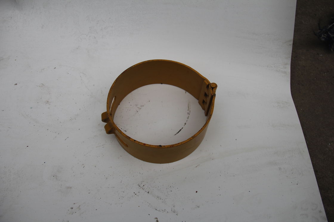 Standard API 8 1/8 Oil Well Use Bolt type Stop Collar for Centralizer with Stand High Axial Forces (Stand High Axial Forces) (Standardowy standard API 8 1/8 Oil Well Use Bolt type Stop Collar for Centralizer with Stand High Axial Forces) - Kołnierze z gniazdkiem dla centralizatora o wysokich siłach osiowych.