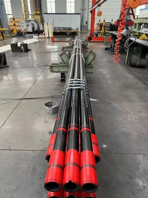 Wiertarki wiertnicze API 5CT 4-1/2 P110 LTC 13.5LB/FT R1 Bezszwowe obudowy i rurki o grubości ściany 7,37 mm